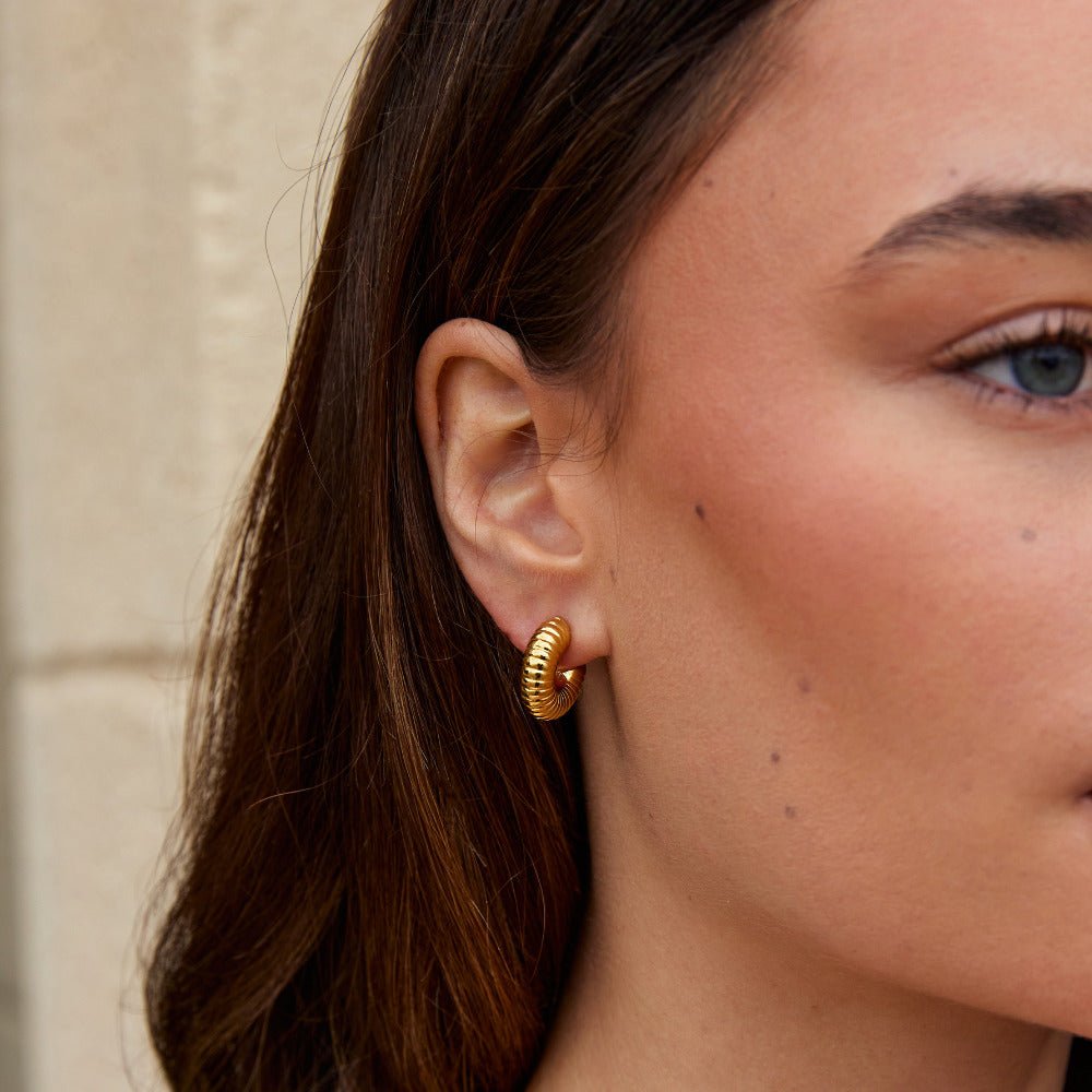 Lulu Spring Hoop Earrings - Beautiful Earth Boutique