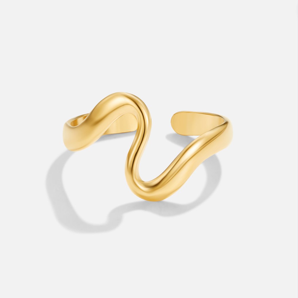 Solid gold 2025 wave ring