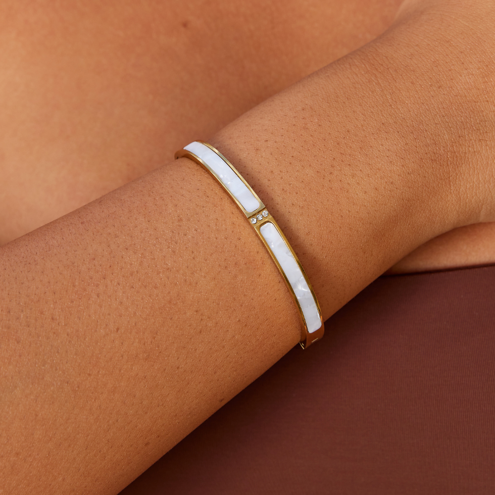 White Sahara Gold Bangle