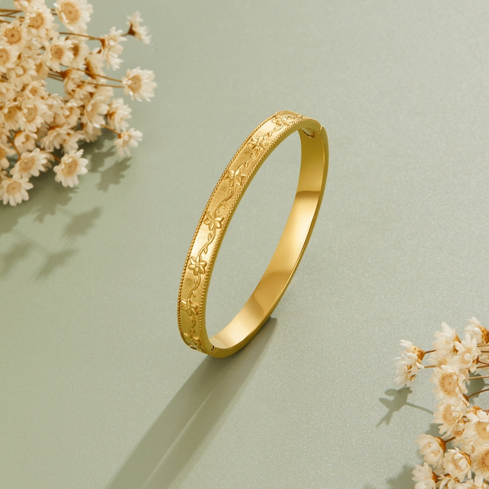 Vintage Gold Vine Bangle