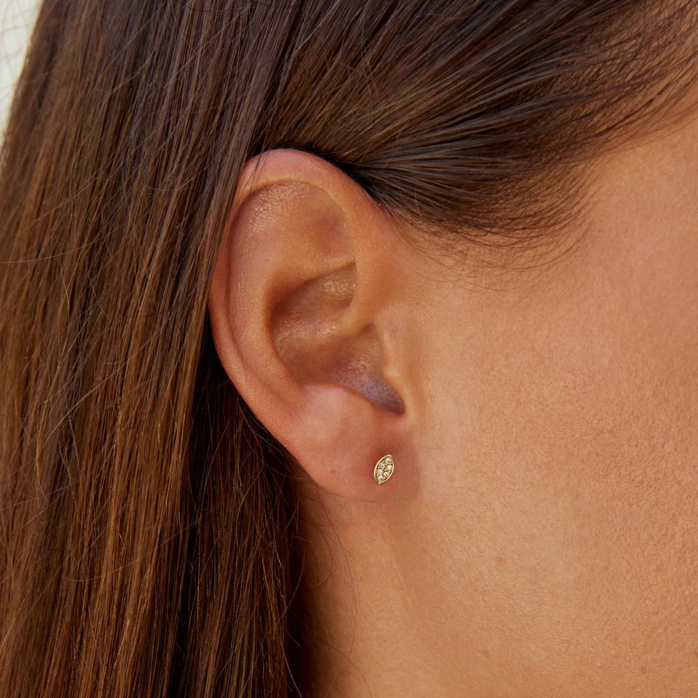 Gold Montana Stud Earrings - Beautiful Earth Boutique