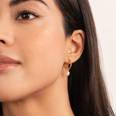 Layla Pearl Twist Earrings - Beautiful Earth Boutique